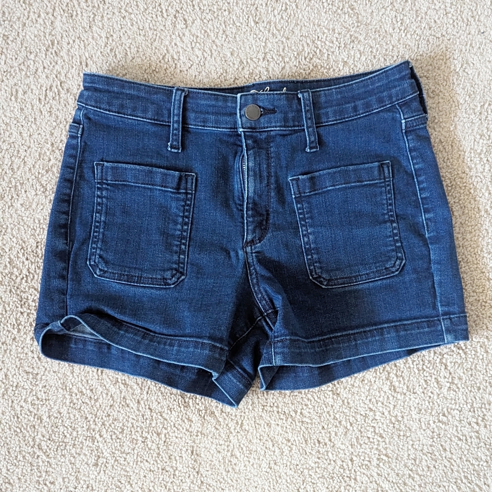 Universal Thread Jean Shorts Size 6